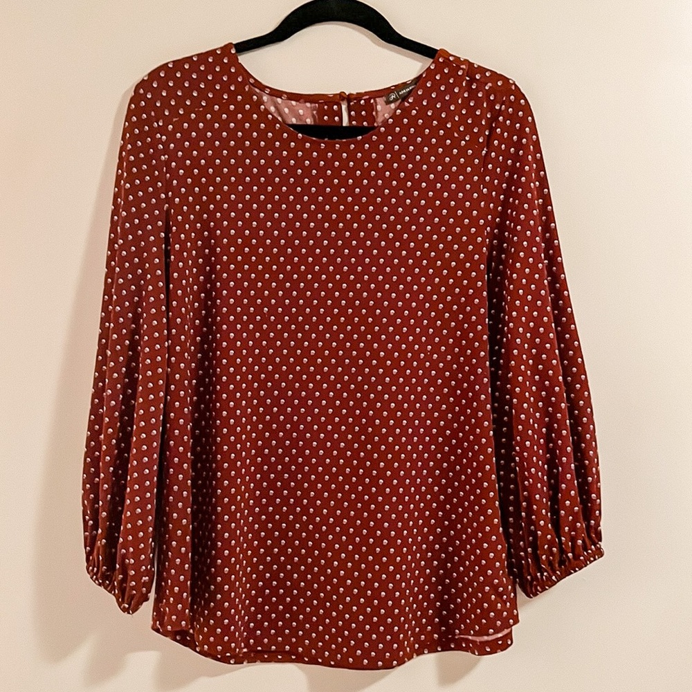 Red Polka Dot Top. EUC